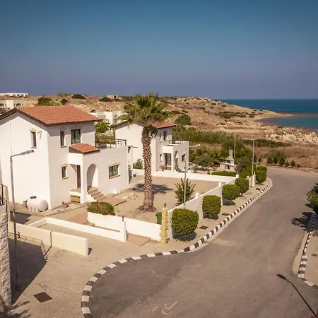 Joya Cyprus Fam. Friendly Villa+steps From The Sea Vilă Akanthou