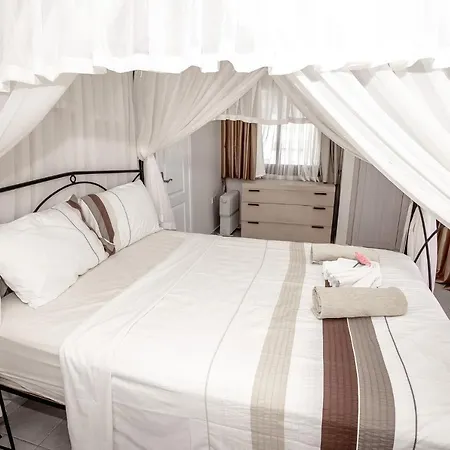 Joya Cyprus Fam. Friendly Villa+steps From The Sea *
