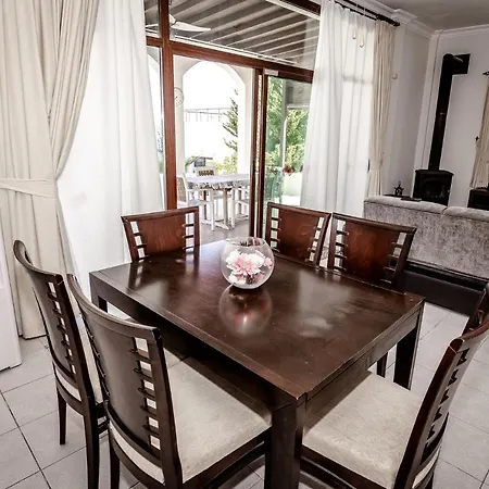 Villa Joya Cyprus Fam. Friendly Villa+steps From The Sea *